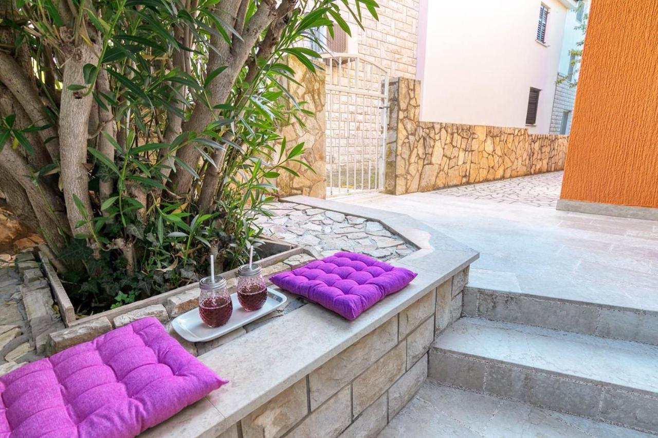 Orhideja Apartment With Private Backyard Premantura Εξωτερικό φωτογραφία